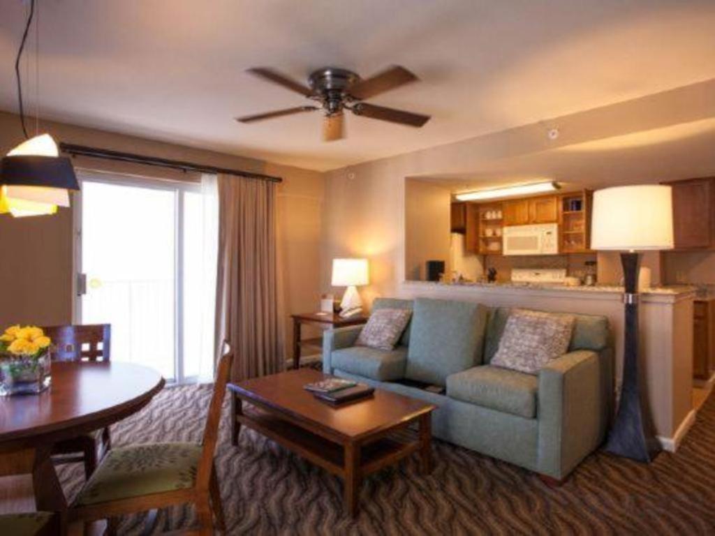 Club Wyndham At Waikiki Beach Walk Гонолулу Екстер'єр фото